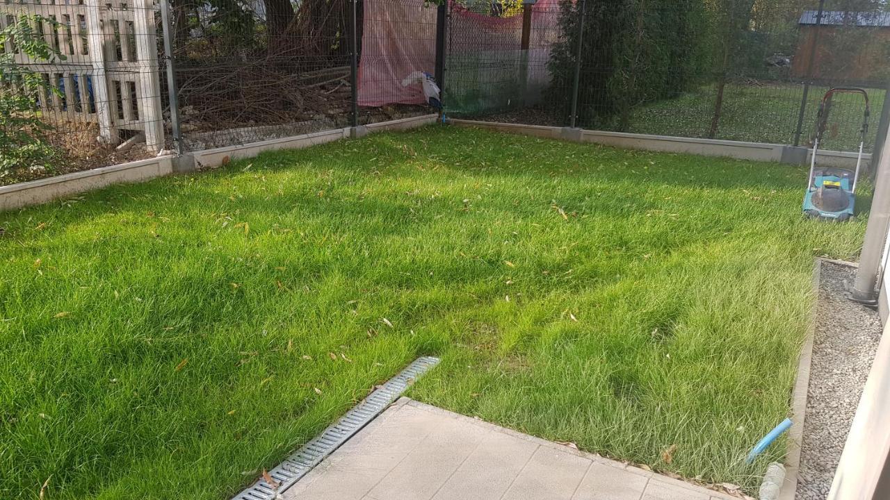 קרקוב Przytulny Apartament Z Ogrodkiem מראה חיצוני תמונה