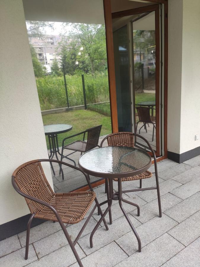 קרקוב Przytulny Apartament Z Ogrodkiem מראה חיצוני תמונה